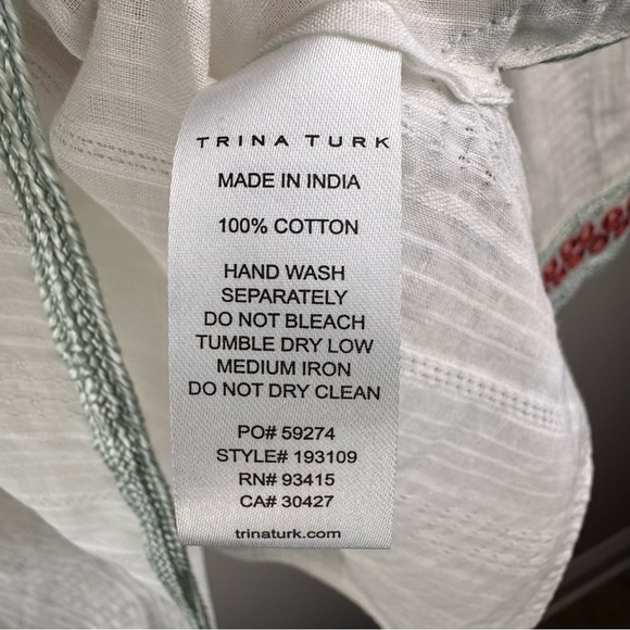 Trina Turk Peacock  Embroidered Tunic‎ 100% Cotton Sz Medium Lightweight V-neck - Picture 11 of 15